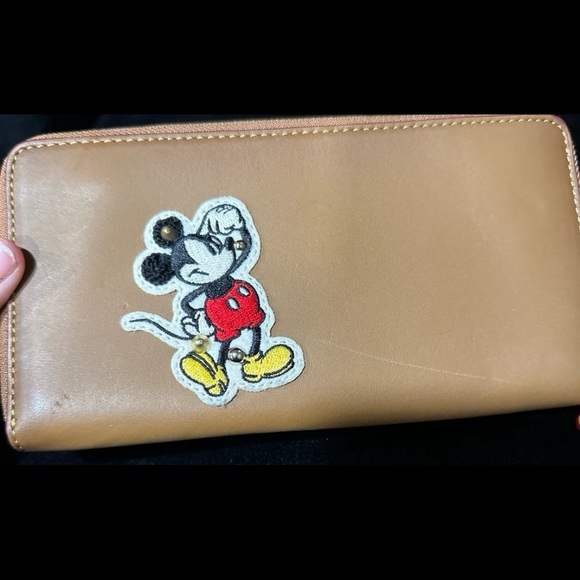 Coach Disney Long Wallet Brown Mickey Mouse Accordion Zip - Picture 3 of 9